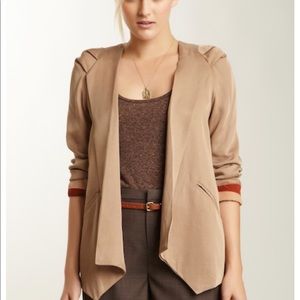 Covet tencel raglan tan blazer